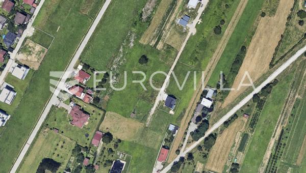 Donji Stupnik, terreno para construção com área de 500 m²