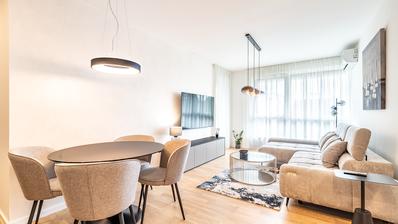 Zagreb, Novi Zagreb, Botinec, luksuriøs toværelses lejlighed med 2 parkeringspladser NYBYGGERI