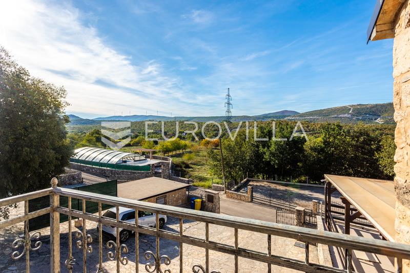 Trolokve, three-story house on a beautiful estate - 20