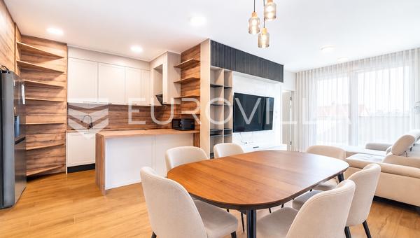 Zagreb, Trešnjevka, novogradnja, četverosoban stan 94 m², prvi najam, dva parkirna mjesta
