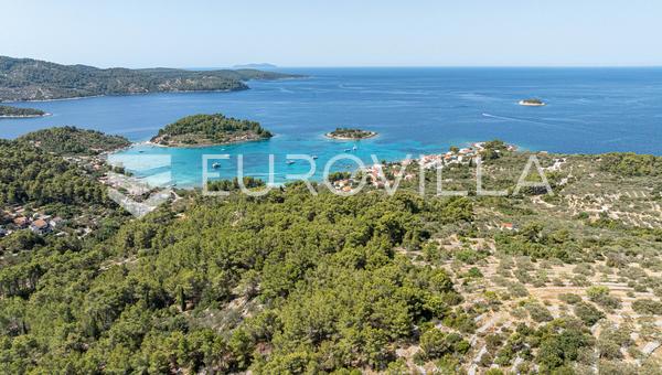 Otok Korčula, Vela Luka, Uvala Gradina, poljoprivredno zemljište