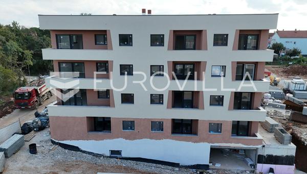 Istra, Poreč, moderan stan 78.10 m² na 2. katu s dvije spavaće sobe s parkirnim mjestom
