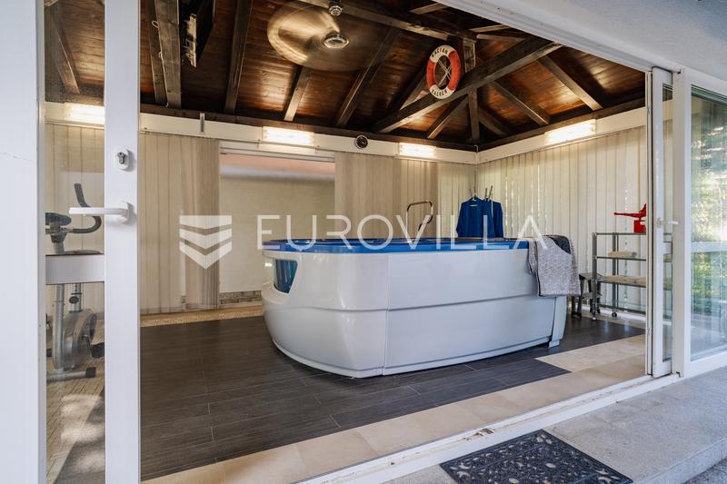 Biograd na Moru, einzigartiges Haus mit Pool und Glaspavillon - 9