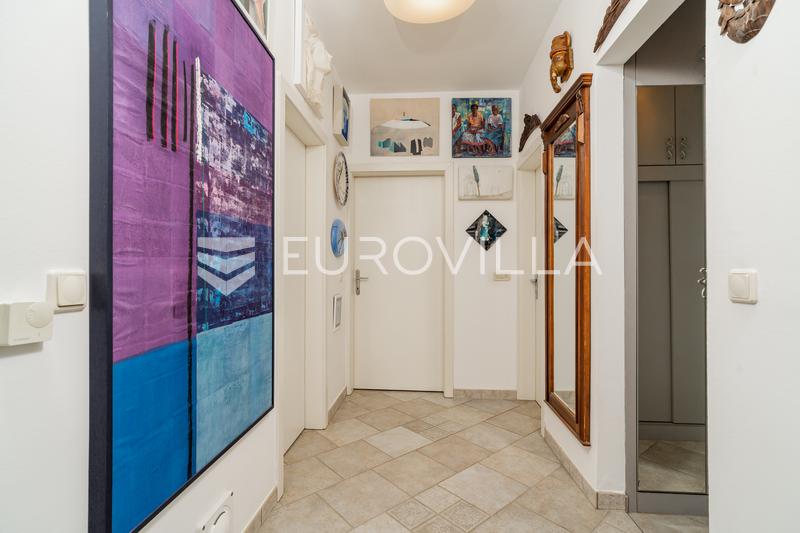 Biograd na Moru, einzigartiges Haus mit Pool und Glaspavillon - 46