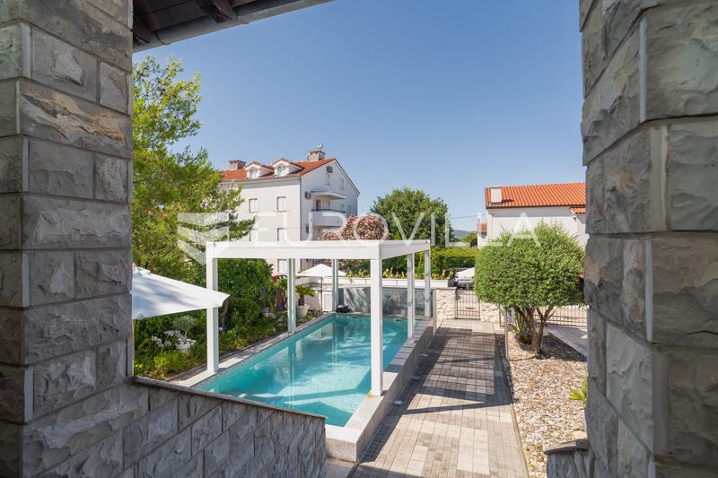 Biograd na Moru, einzigartiges Haus mit Pool und Glaspavillon - 34
