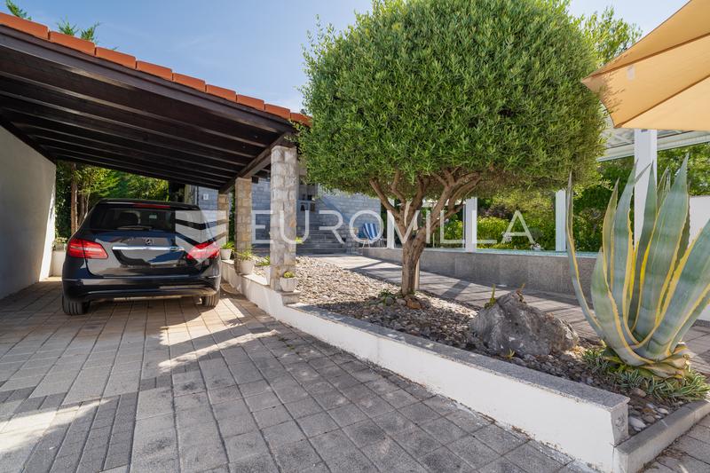 Biograd na Moru, einzigartiges Haus mit Pool und Glaspavillon - 26