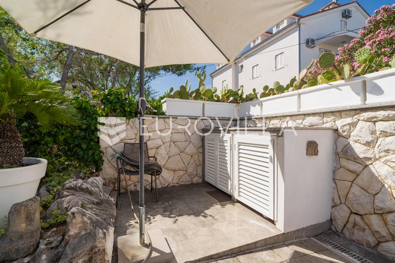 Biograd na Moru, einzigartiges Haus mit Pool und Glaspavillon - 24