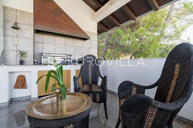 Biograd na Moru, einzigartiges Haus mit Pool und Glaspavillon - 38