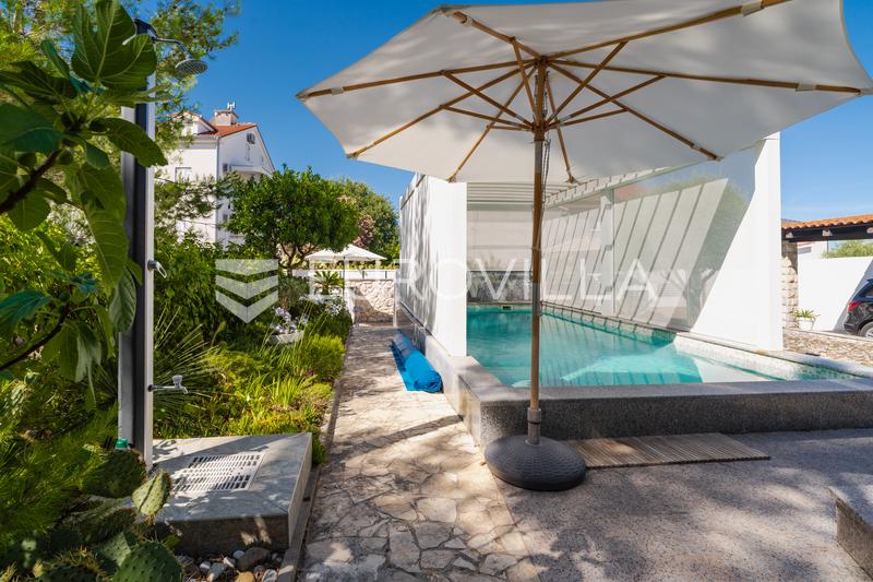 Biograd na Moru, einzigartiges Haus mit Pool und Glaspavillon - 4