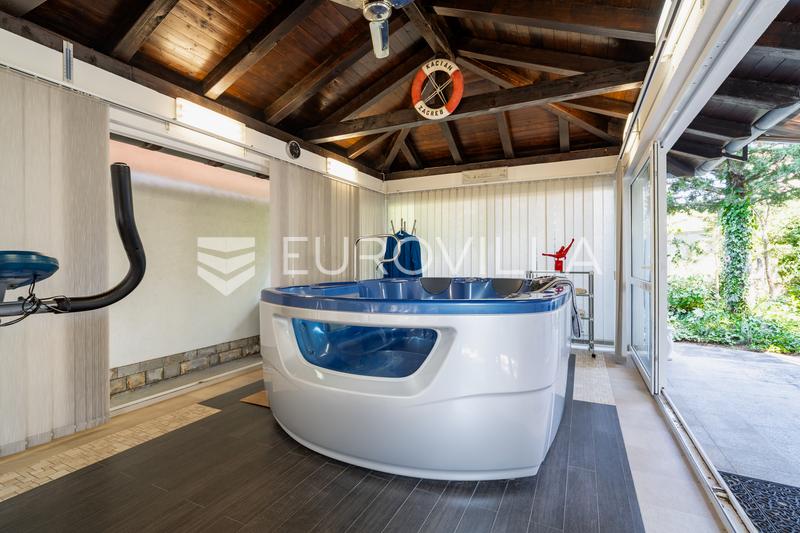 Biograd na Moru, einzigartiges Haus mit Pool und Glaspavillon - 10