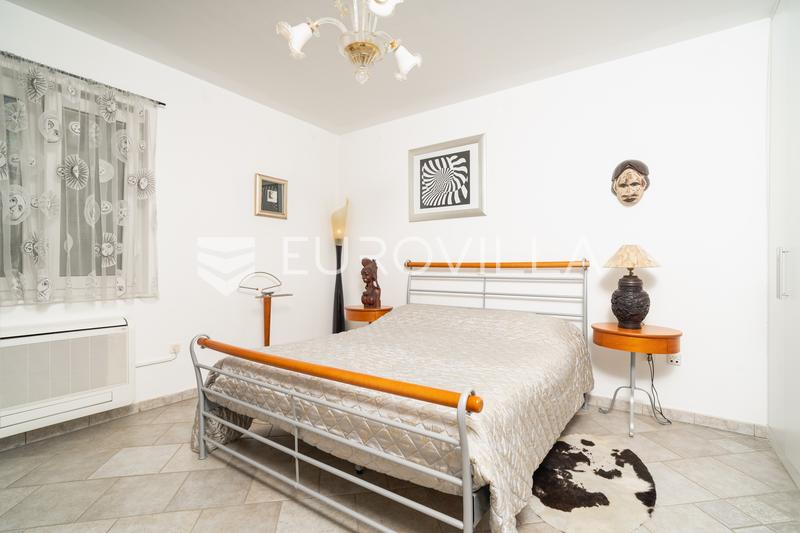 Biograd na Moru, einzigartiges Haus mit Pool und Glaspavillon - 52