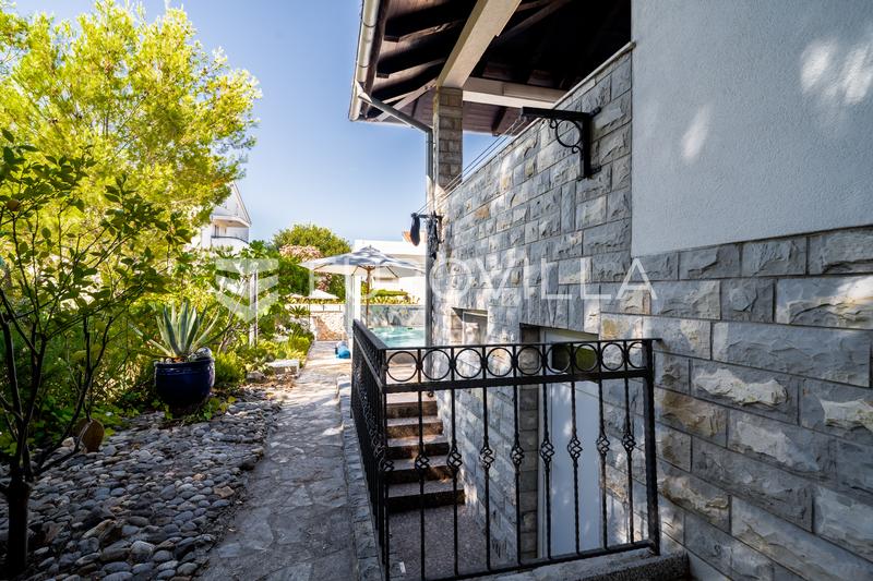 Biograd na Moru, einzigartiges Haus mit Pool und Glaspavillon - 20