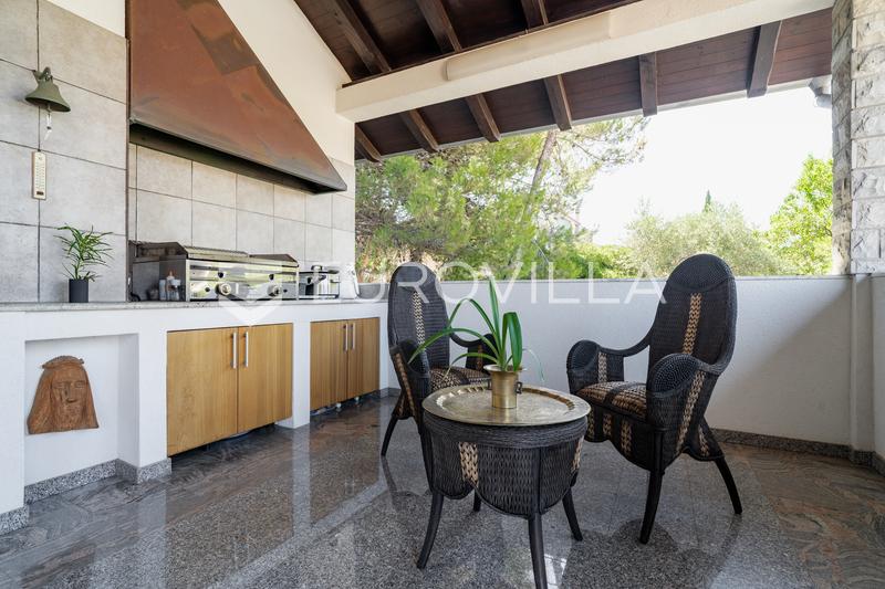 Biograd na Moru, einzigartiges Haus mit Pool und Glaspavillon - 39