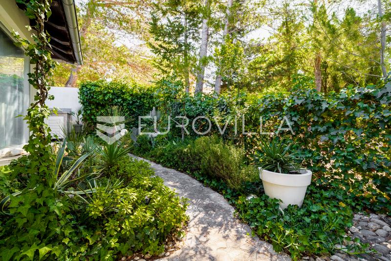 Biograd na Moru, einzigartiges Haus mit Pool und Glaspavillon - 14