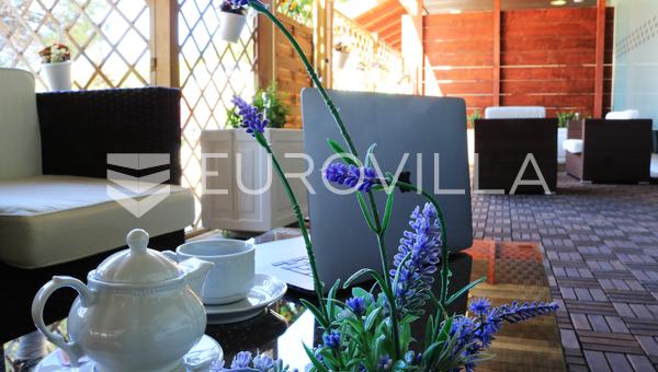 Split, Gripe, commercial space 175 m², ideal for catering or continuation of tourist rental