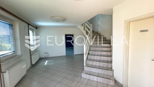 Valpovo - Edifício comercial para alugar com escritórios, armazém e instalações de produção/serviço
