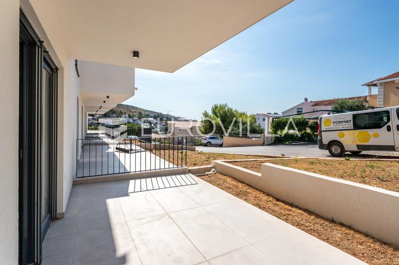 Ciovo, Okrug Gornji - tweekamerappartement met terrassen en tuin - 18