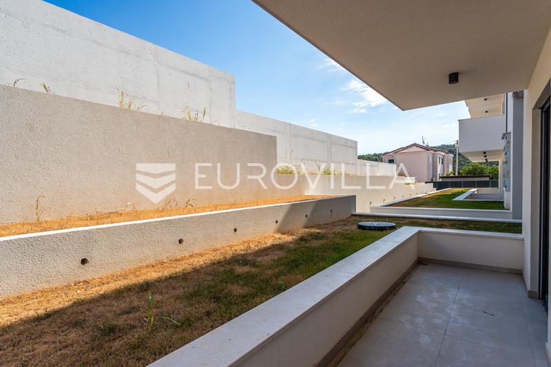 Ciovo, Okrug Gornji - tweekamerappartement met terrassen en tuin - 16