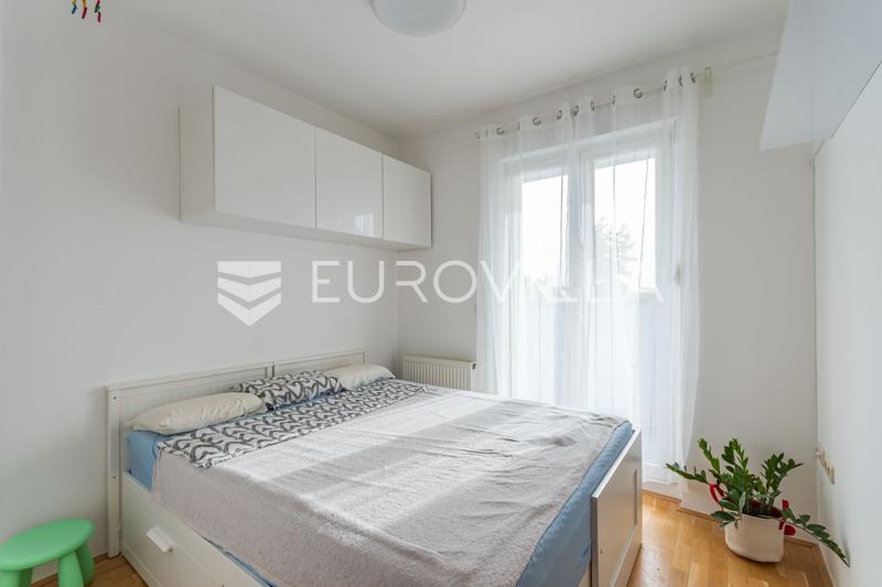Varazdin, Jalkovecka, appartamento duplex ben tenuto con una superficie totale di 80,3 m². - 3
