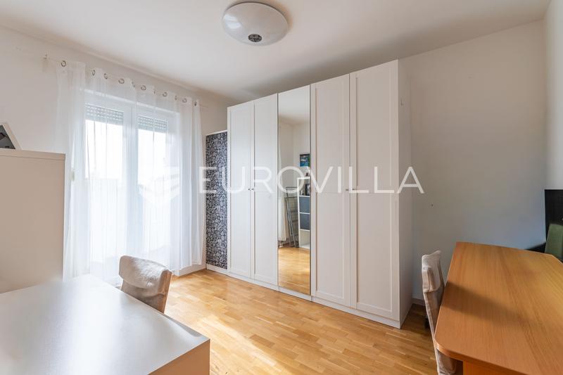 Varazdin, Jalkovecka, appartamento duplex ben tenuto con una superficie totale di 80,3 m². - 4