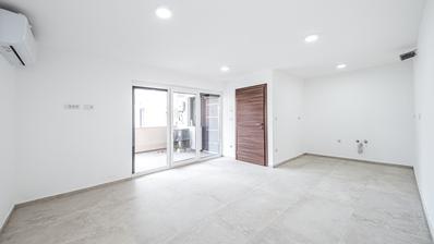 Zagreb, Srednjaci, novoadaptiran četverosoban stan, neto površine 76 m²