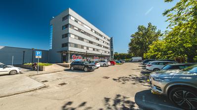Zagreb, Borongaj, prostrani uredski prostor za zakup 734 m² s parkingom