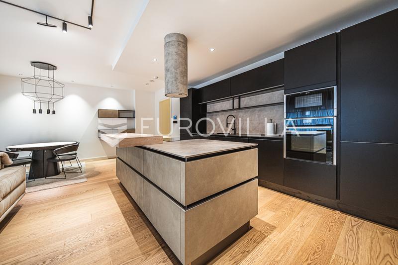 Zagreb, Nedre staden, lyxig fyrarumslägenhet med loggia, terrass och trädgård på 150 m² - 6