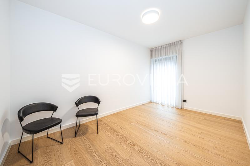 Zagreb, Nedre staden, lyxig fyrarumslägenhet med loggia, terrass och trädgård på 150 m² - 16