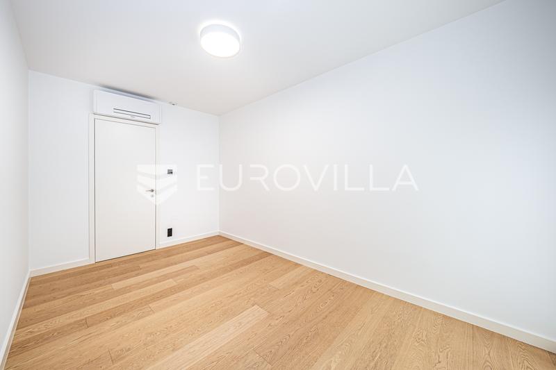 Zagreb, Nedre staden, lyxig fyrarumslägenhet med loggia, terrass och trädgård på 150 m² - 15