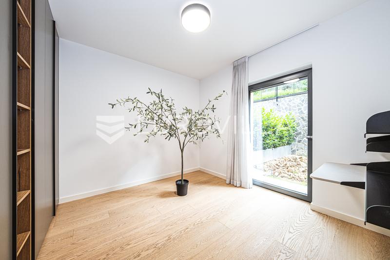 Zagreb, Nedre staden, lyxig fyrarumslägenhet med loggia, terrass och trädgård på 150 m² - 8