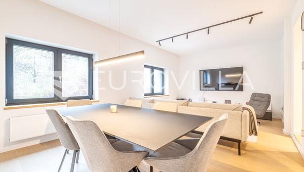 Zagreb, Sestinski dol, casa moderna recém-renovada de 179 m²