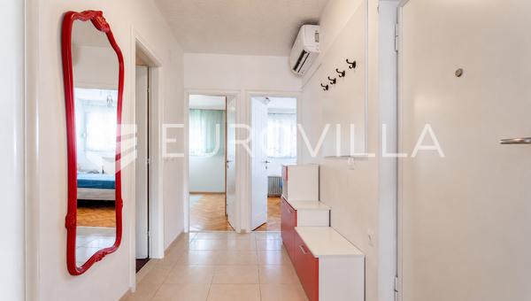 Apartament z jedną sypialnią, Gripe