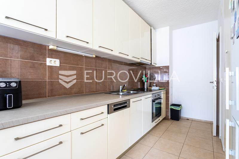 Apartamento de um quarto, Gripe - 3