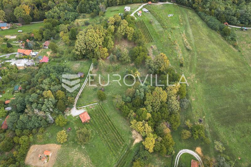 Strmec Stubicki, Natuurpark Medvednica, perceel van 8240 m² met een conceptontwerp voor 4 vakantiewoningen - 20