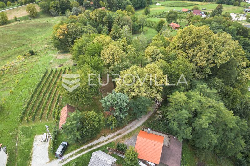 Strmec Stubicki, Natuurpark Medvednica, perceel van 8240 m² met een conceptontwerp voor 4 vakantiewoningen - 10