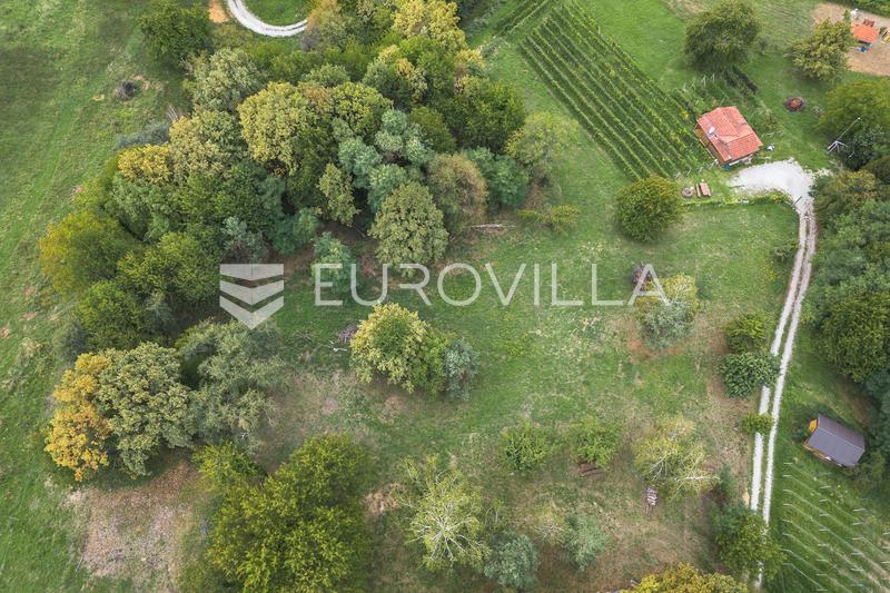 Strmec Stubicki, Natuurpark Medvednica, perceel van 8240 m² met een conceptontwerp voor 4 vakantiewoningen - 27