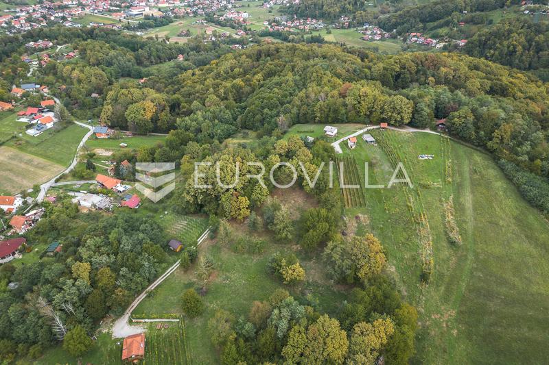 Strmec Stubicki, Natuurpark Medvednica, perceel van 8240 m² met een conceptontwerp voor 4 vakantiewoningen - 19