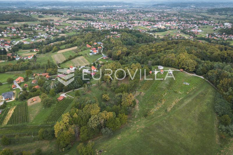 Strmec Stubicki, Natuurpark Medvednica, perceel van 8240 m² met een conceptontwerp voor 4 vakantiewoningen - 18