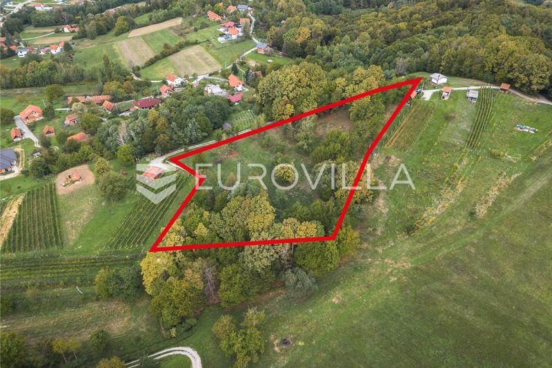 Strmec Stubicki, Natuurpark Medvednica, perceel van 8240 m² met een conceptontwerp voor 4 vakantiewoningen - 29