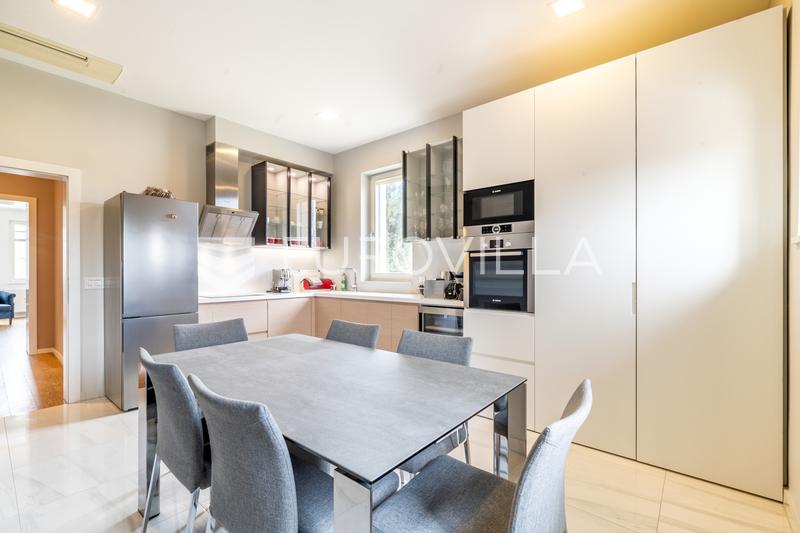 Zagreb, Šalata, a luxurious two-room apartment