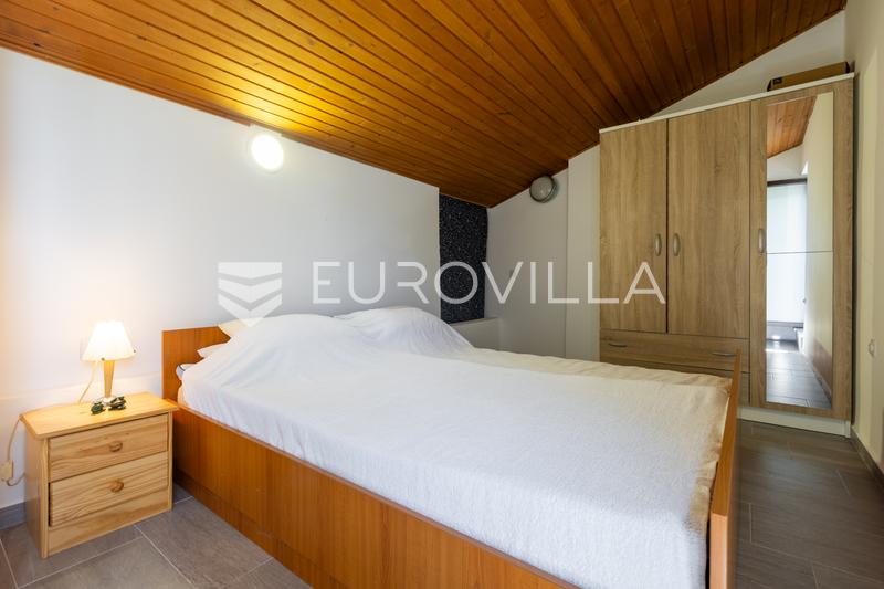 Istra, Červar Porat, Očarljivo dvoetažno stanovanje z osupljivim pogledom na morje - 9