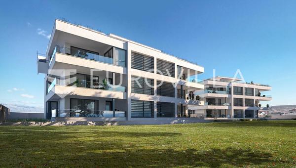 Pag, Povljana, apartamento de dos dormitorios en planta baja, 72,34 m²