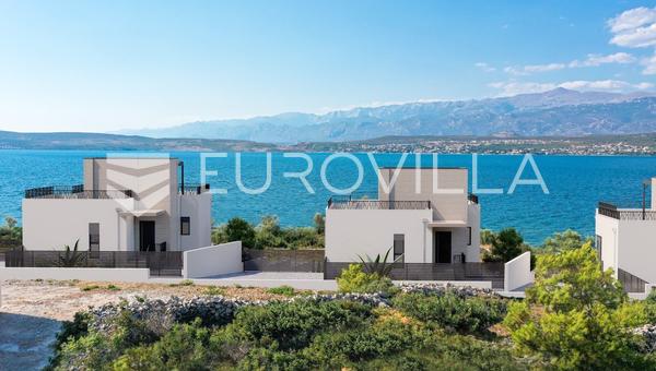 Zadar, Novigrad, parcela edificable con vistas al mar