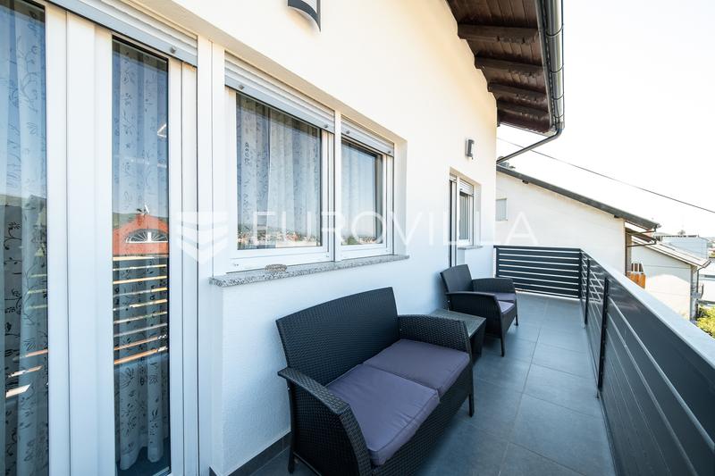 Zagreb, Dedići, beautiful apartment 100 m², completely renovated, garage and panoramic view - 20
