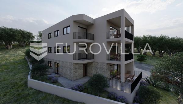 Zadar, Preko, terreno para construção de 550 m² em localização privilegiada