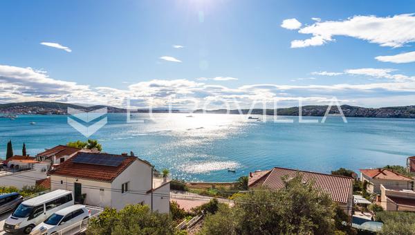 Seget Donji, odličan dvosoban stan s pogledom na more, dugoročan najam