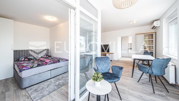Zagreb, Savica, elegantan, novouređen stan, 50 m², PRVI NAJAM