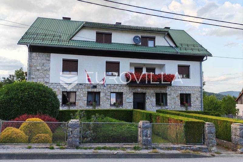 Vrbovsko - Gomirje, appartamento bilocale di 58,43 m² nel centro con posto auto - 1