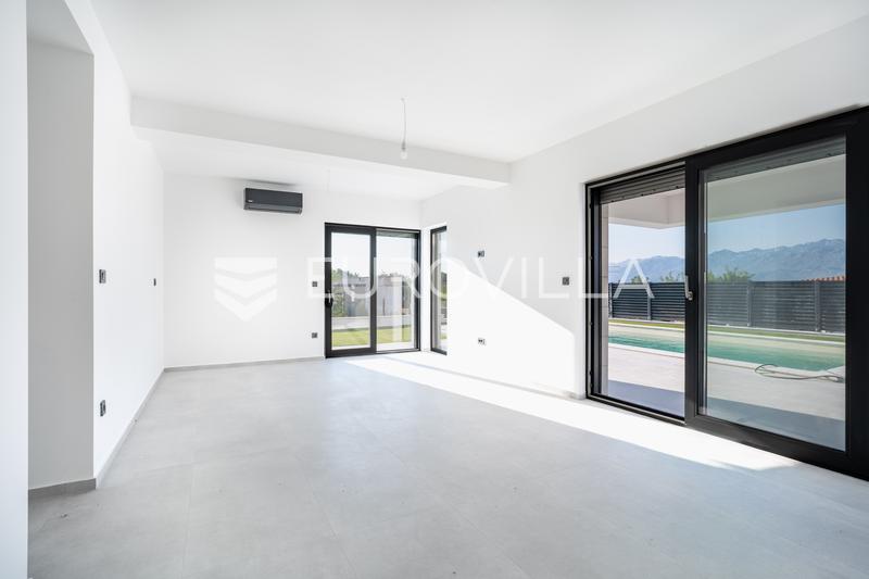 Zadar, Razanac, moderno apartamento de dos dormitorios con piscina privada y jardín, a 90 m del mar - 10
