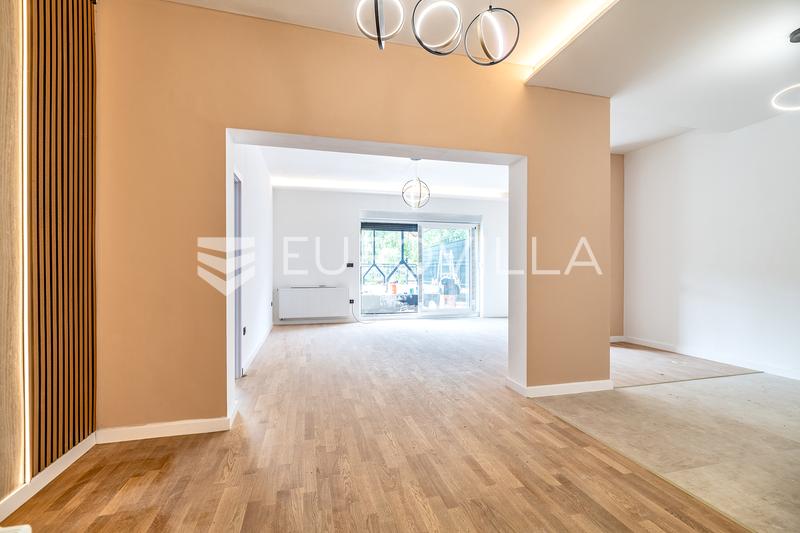 Zagreb, Maksimir Remete - fuldt renoveret treværelses lejlighed, 116 m², terrasse, garage - 1